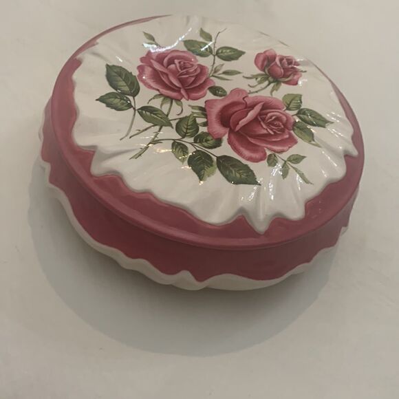 Rose Handcrafted Porcelain Pink White Green Floral Rice Trinket Bowl Jar 32 Oz - Picture 3 of 5